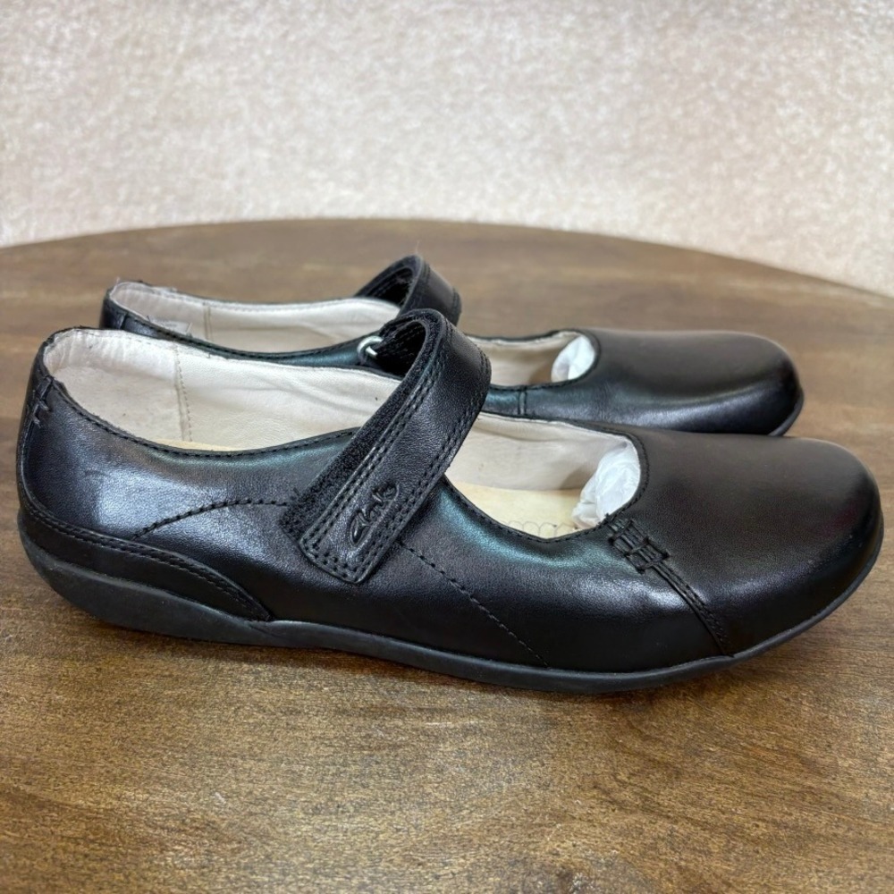 CLARKS Black‎ Leather School Shoes Girls Size 4.5 WIDE Mary Jane Flats EU 37W